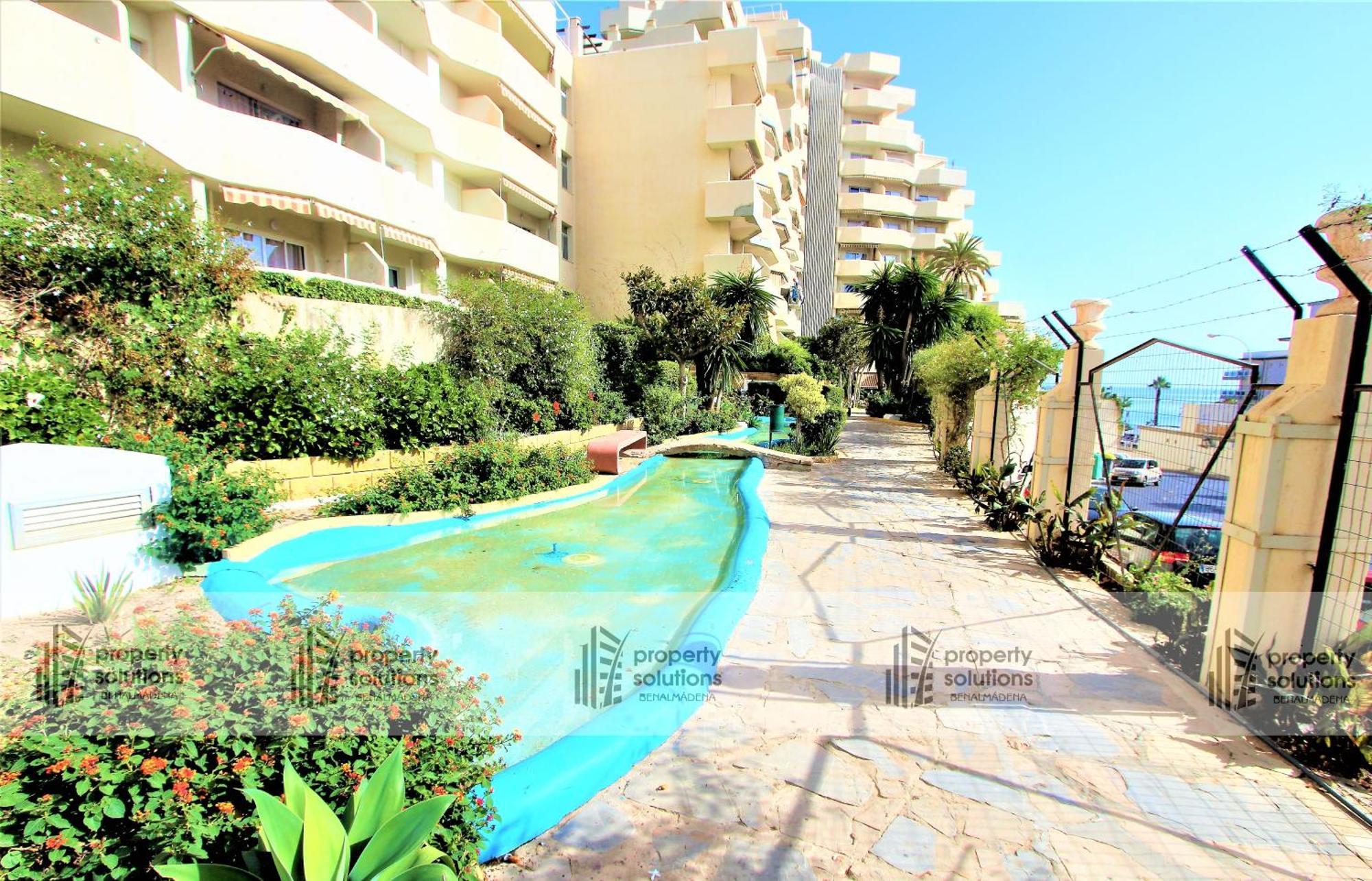 Benalbeach 1010 - Vista Al Mar - Piscina Todo El Ano - Primera Linea De Playa Benalmadena Bagian luar foto