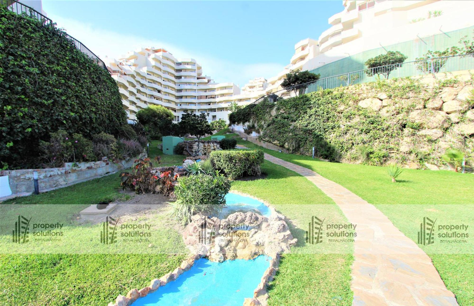 Benalbeach 1010 - Vista Al Mar - Piscina Todo El Ano - Primera Linea De Playa Benalmadena Bagian luar foto