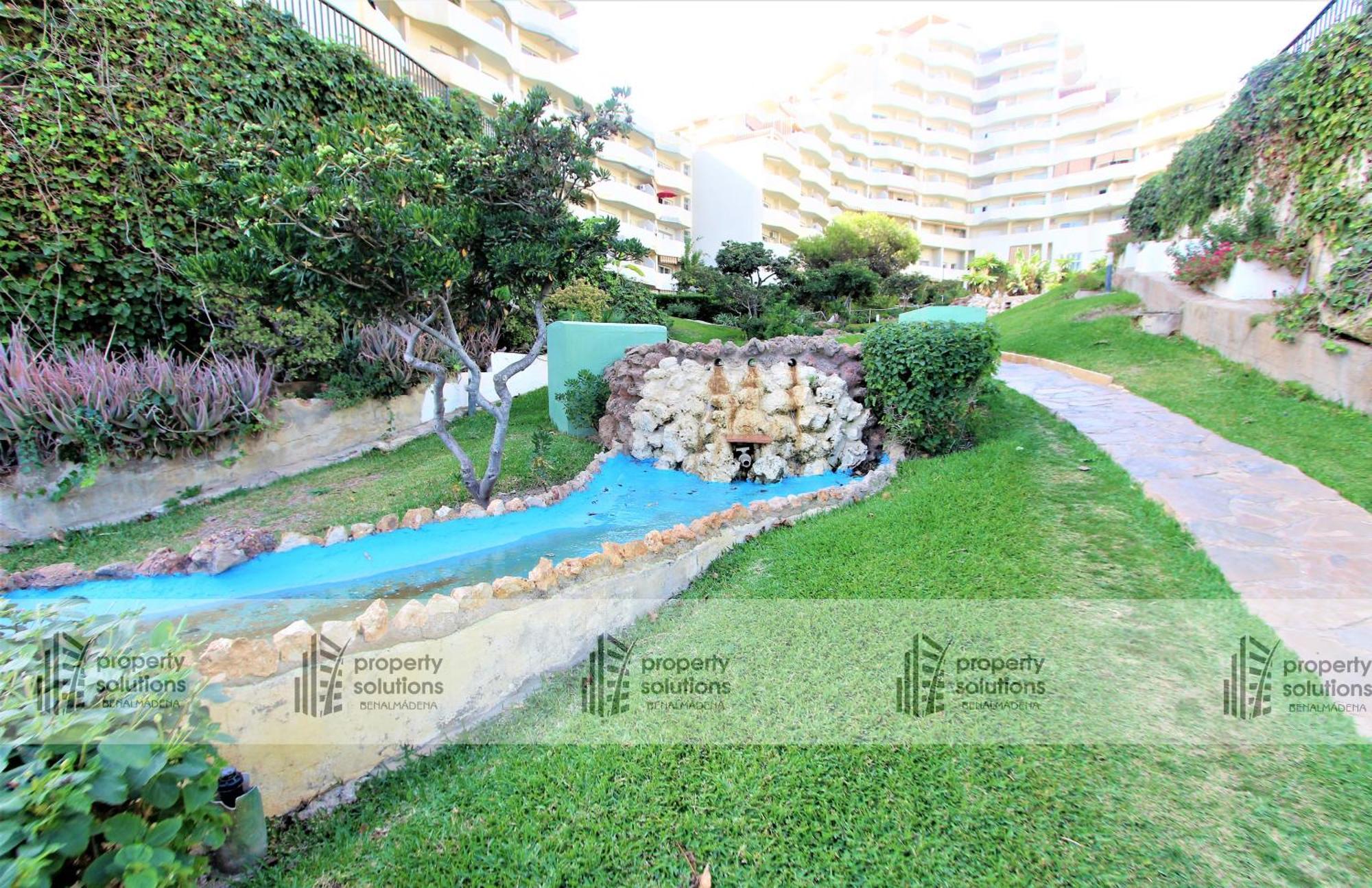 Benalbeach 1010 - Vista Al Mar - Piscina Todo El Ano - Primera Linea De Playa Benalmadena Bagian luar foto