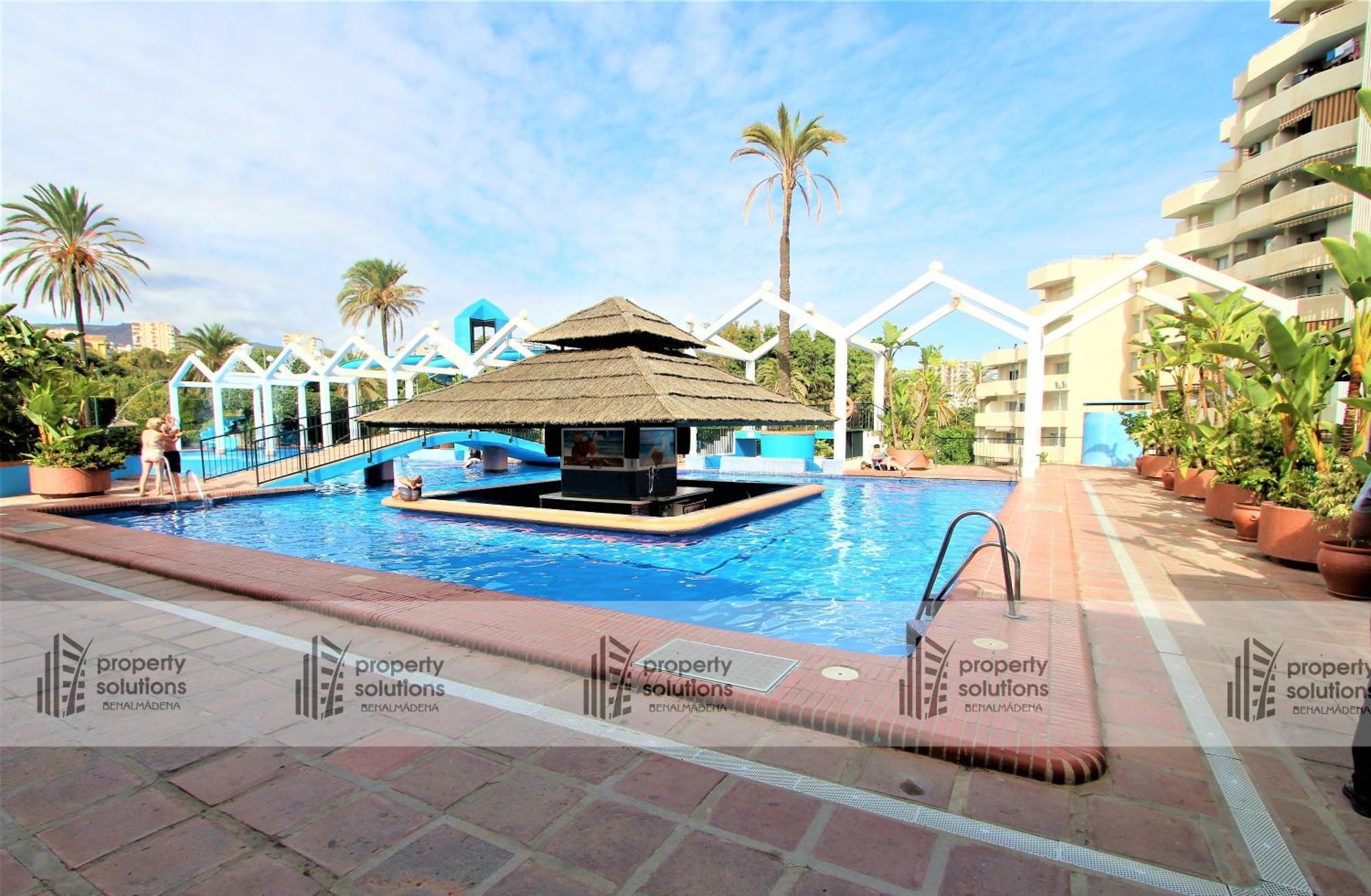 Benalbeach 1010 - Vista Al Mar - Piscina Todo El Ano - Primera Linea De Playa Benalmadena Bagian luar foto